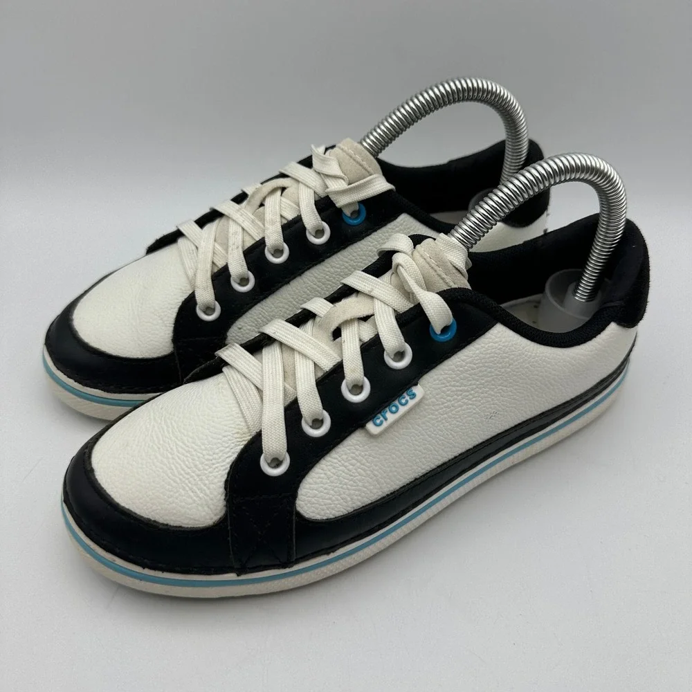 Crocs Bradyn Golf Shoes Womens Size 6 Black White‎ Spikeless Leather Sneakers